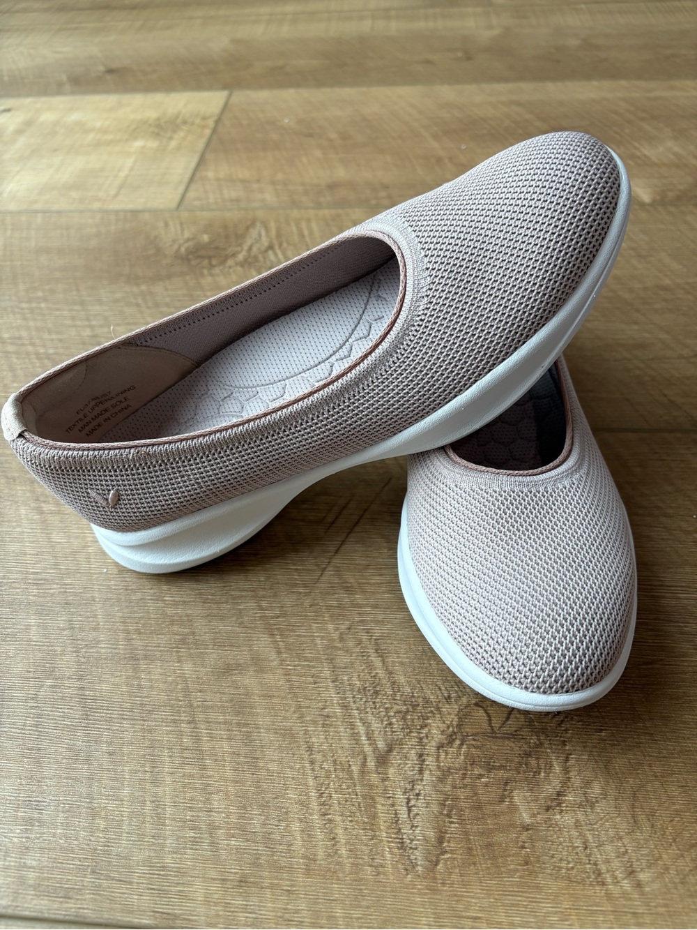 Walker Pro VIVAIA Shoes in Nude Pink